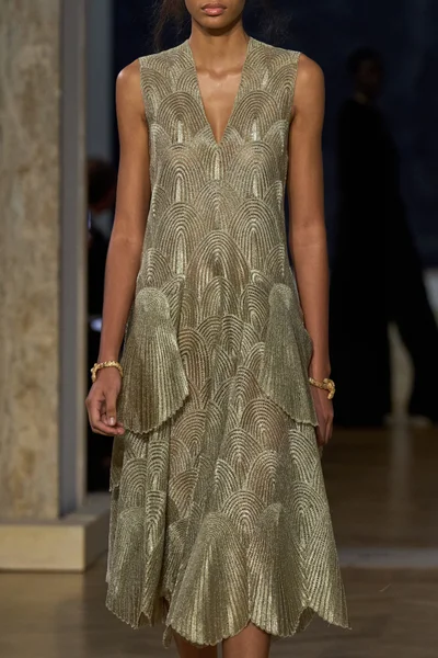 Look 56